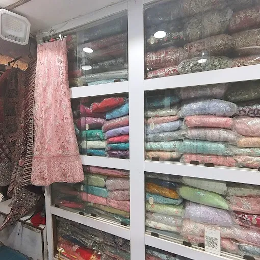 Kalapurna sarees